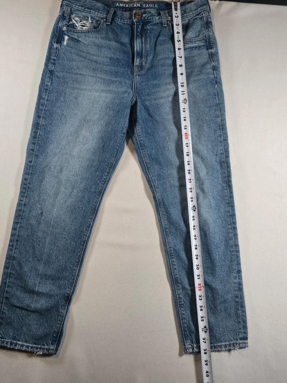 American Eagle Women’s 90s Slim Boyfriend Jeans Size 10 Regular Distressed Blue